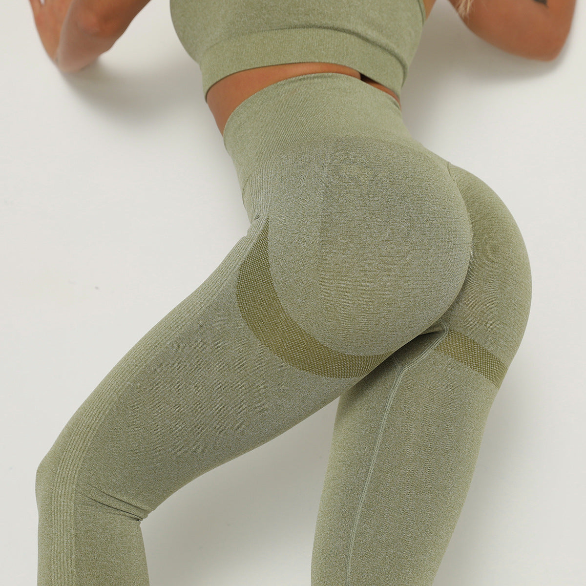 Seamless Yoga Pants – High Waist Workout Leggings for Comfort, Flexibility & Support
